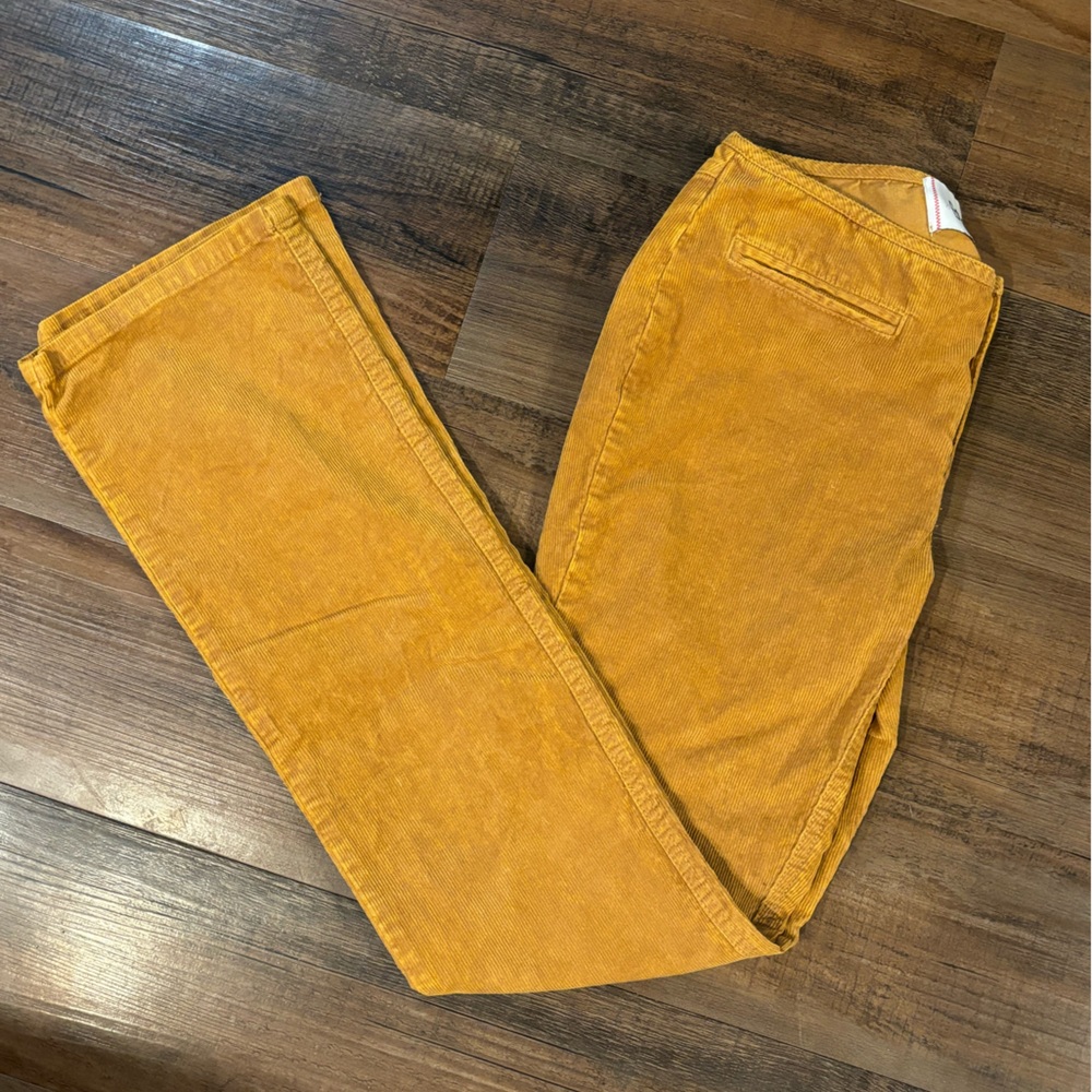 Low rise BDG corduroy pants